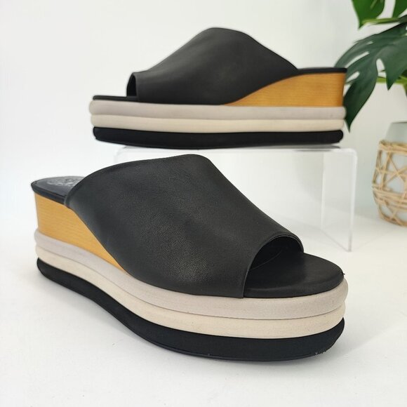 Vince Camuto Women's Pendrea Wedge Black Leather Sandal Size 8.5M - Picture 1 of 9